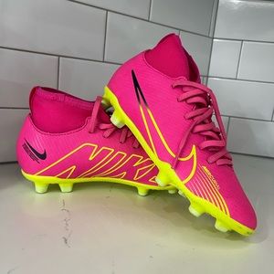 Nike Kids' Jr Mercurial Superfly Soccer Cleats